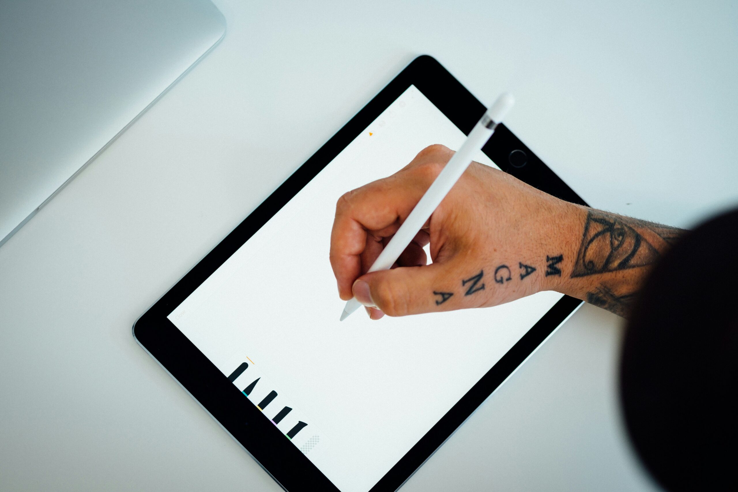 Infographic showing statistics about dyslexia and technology solutions