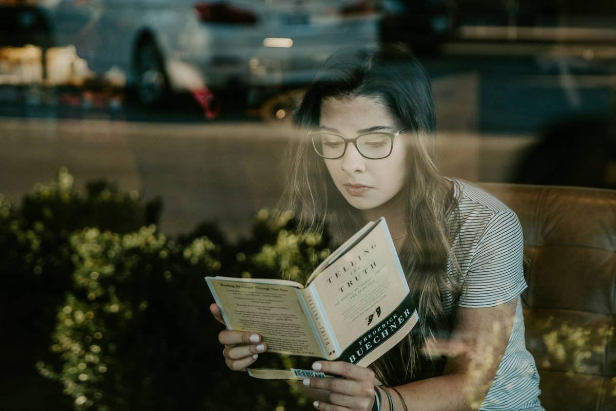 7 Best Dyslexia Reading Enhancer Apps That Actually Work (Tested by a Learning Specialist)