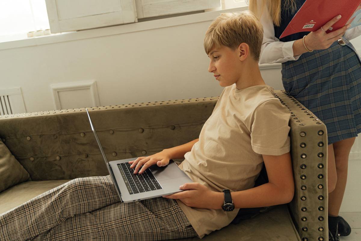 Why Your Dyslexic Child Still Struggles to Read—And How the Right Assisted Text Tool Can Change Everything